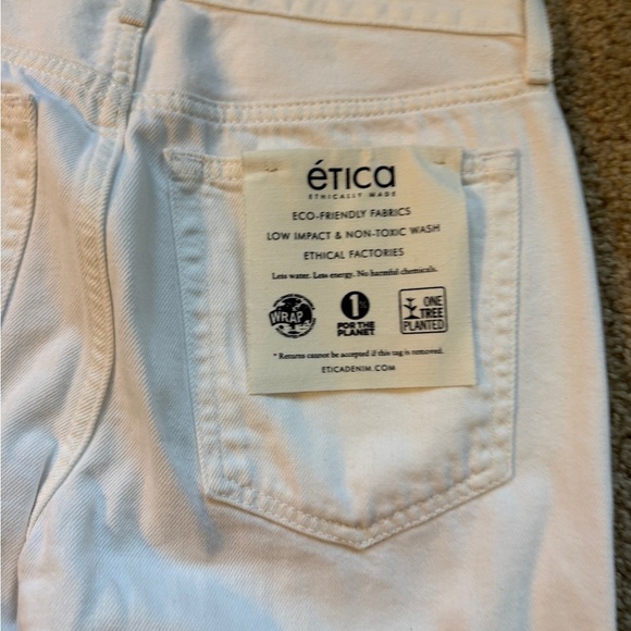 New with tags White Jeans - Picture 5 of 8